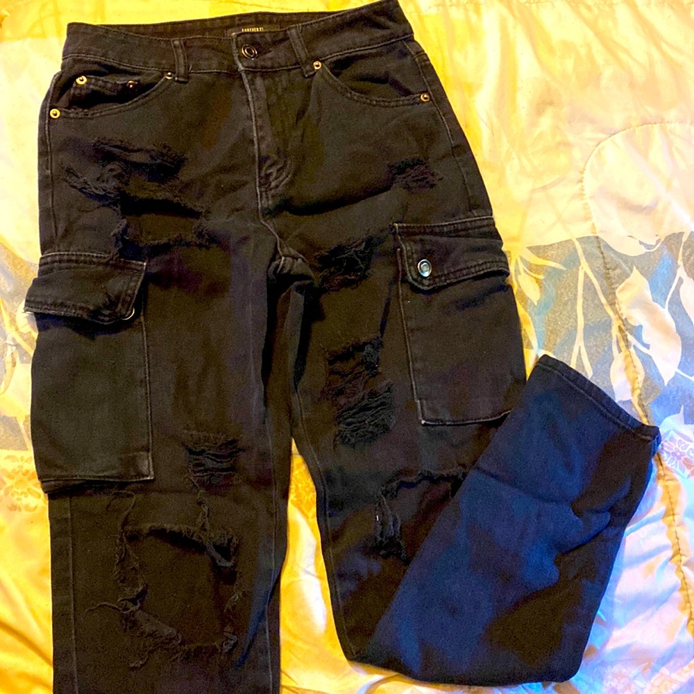 Distressed cargo pants